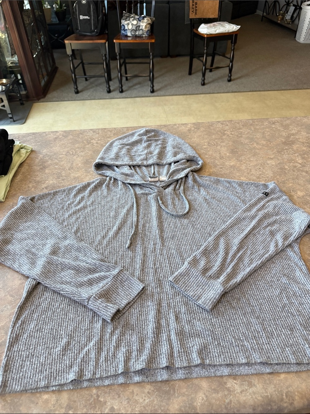 Roxy Women’s Gray Crop Hoodie